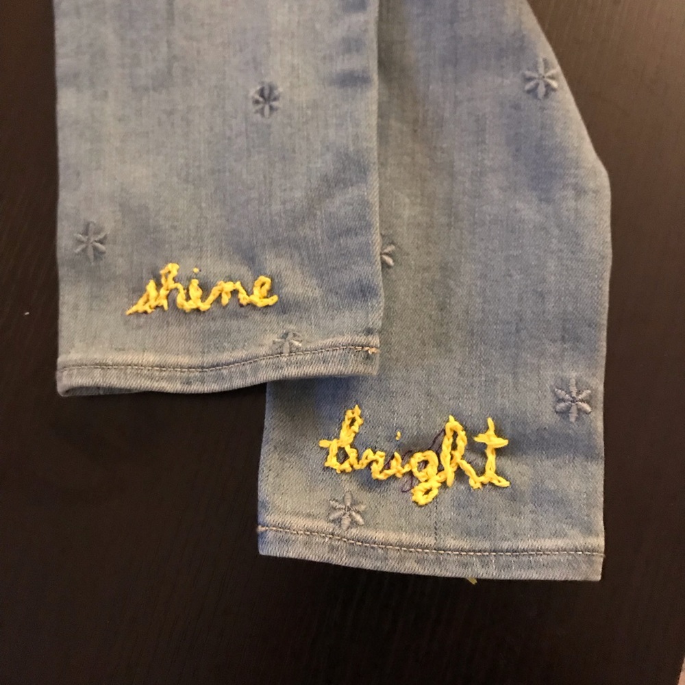 Cutom embroidered jeans ✨shine bright✨